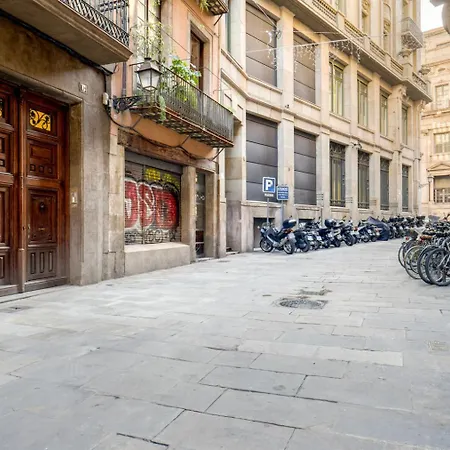 Apartment Renovated El Born 2br Nr Port Vell Bcn-59 *